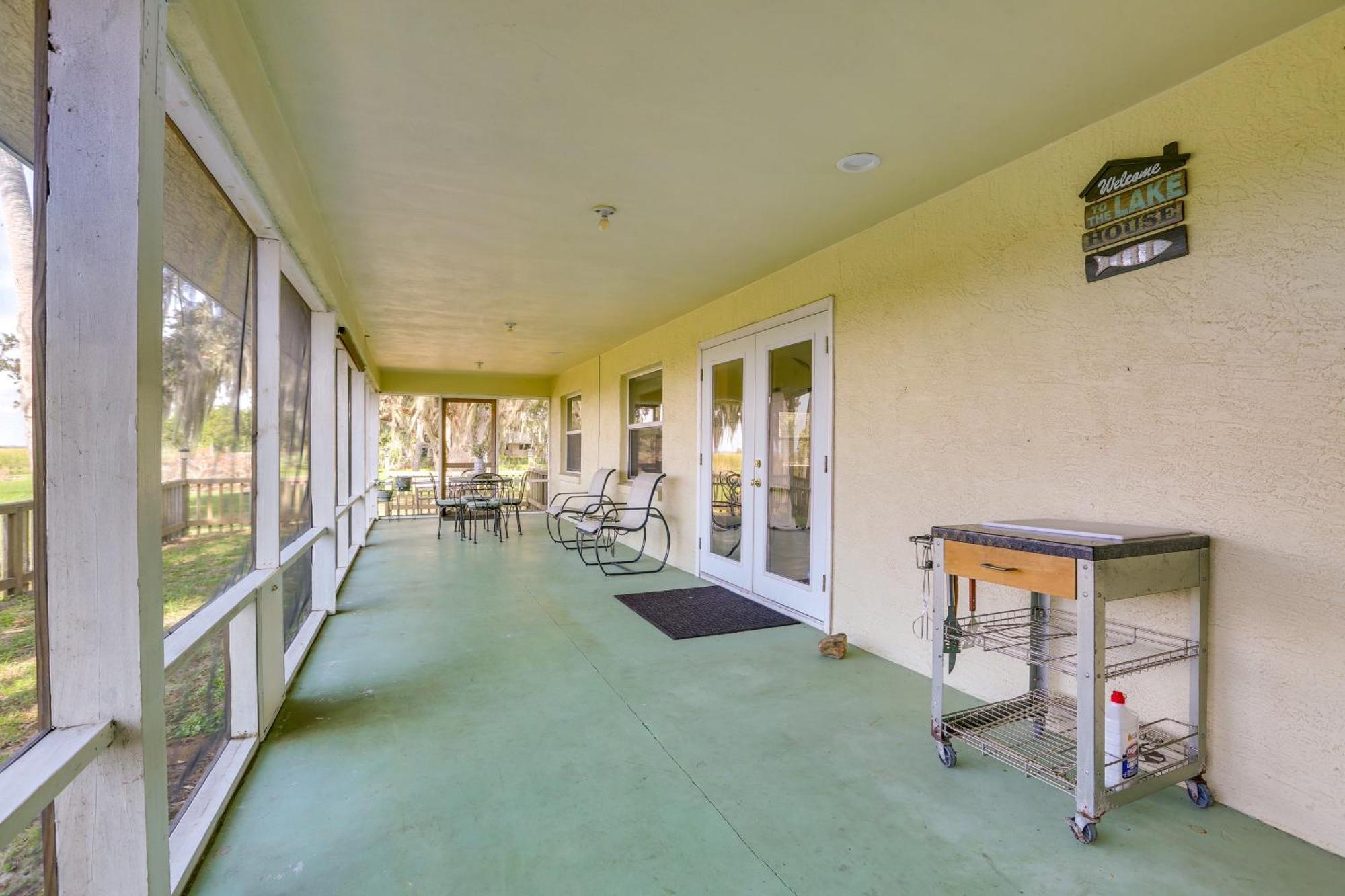 Lush Lorida Home On Lake Istokpoga Sebring Exteriör bild
